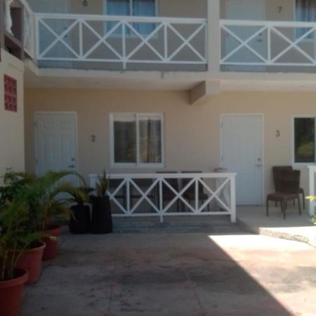 Paradise Beach Hotel Kingstown Exterior foto