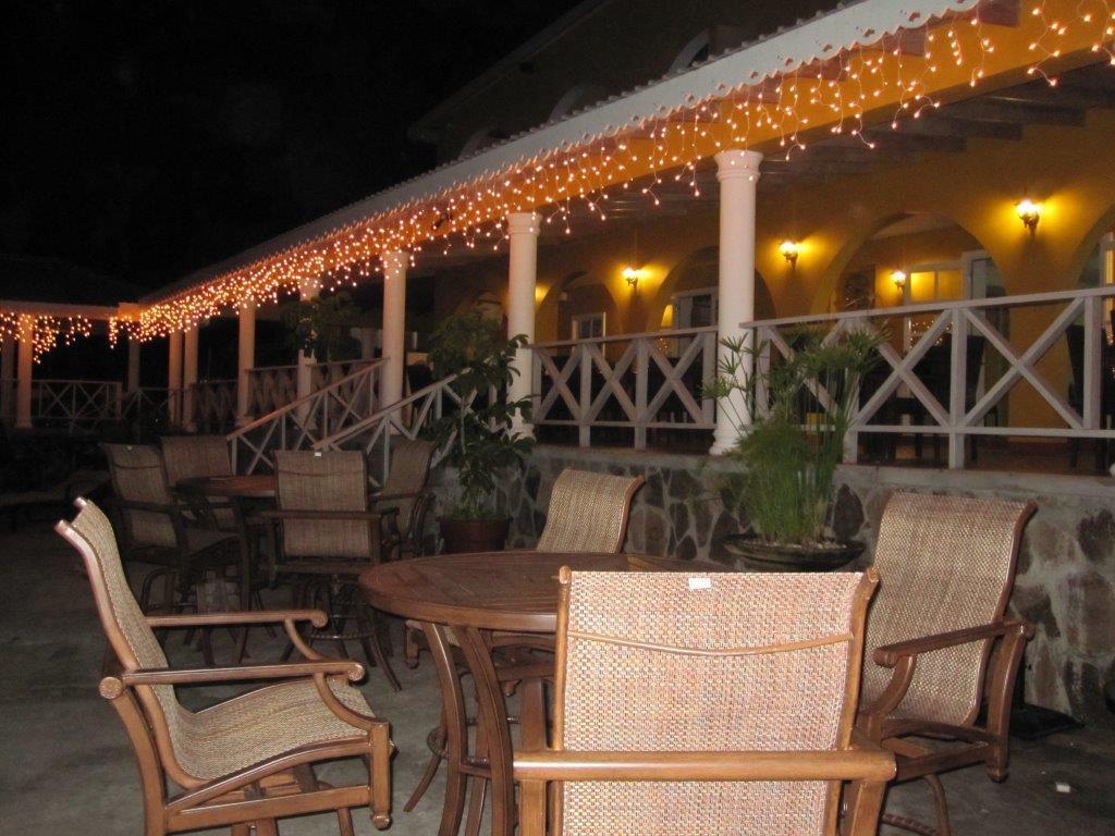 Paradise Beach Hotel Kingstown Exterior foto