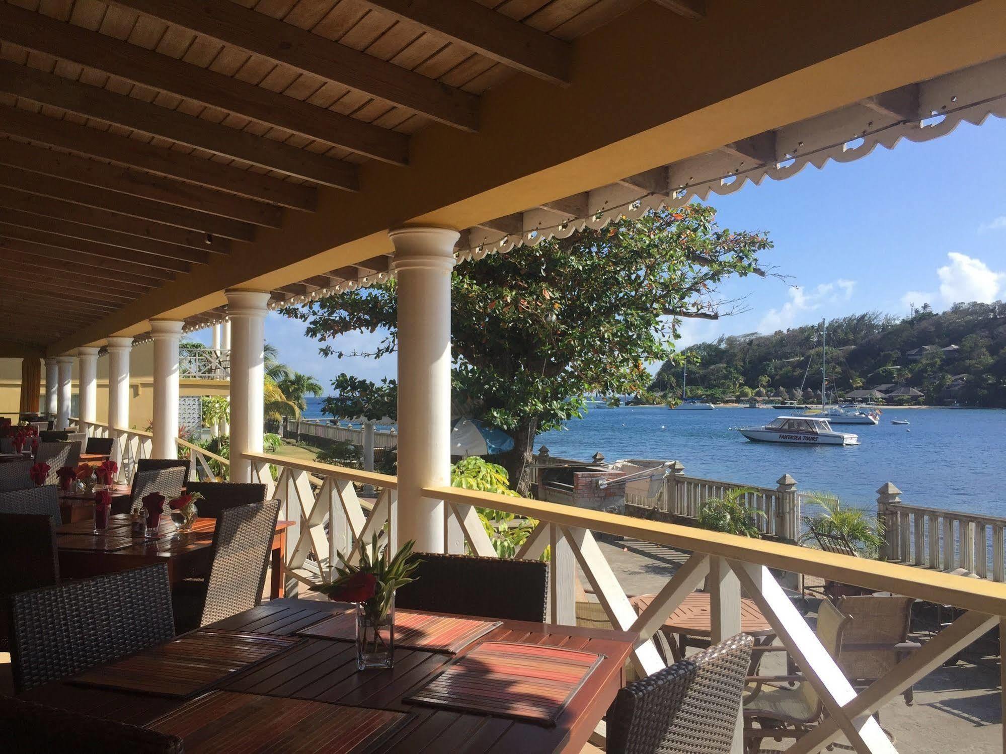 Paradise Beach Hotel Kingstown Exterior foto