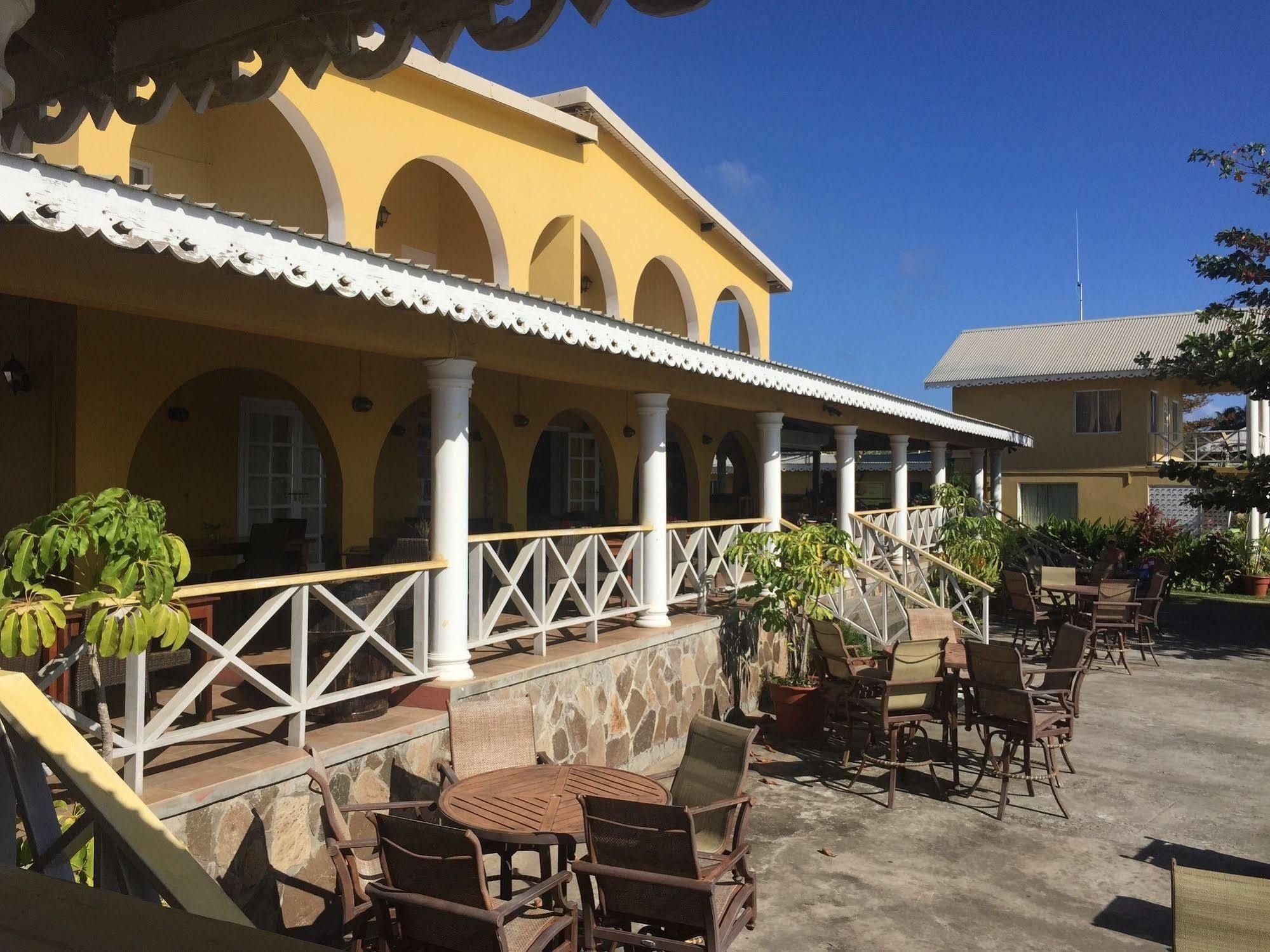Paradise Beach Hotel Kingstown Exterior foto