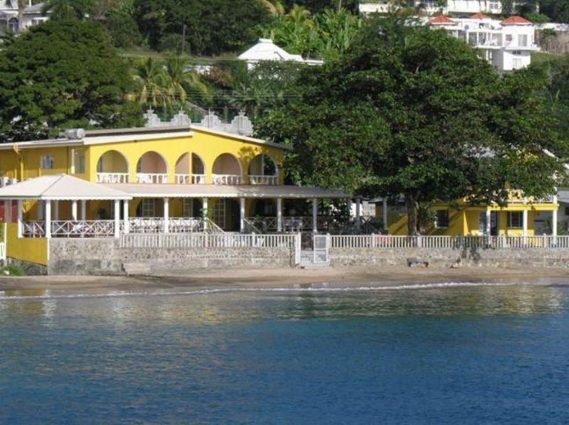 Paradise Beach Hotel Kingstown Exterior foto