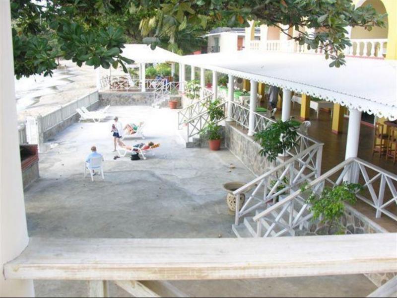 Paradise Beach Hotel Kingstown Exterior foto